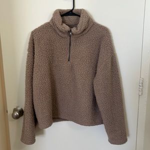 Boutique - teddy bear quarter zip - S